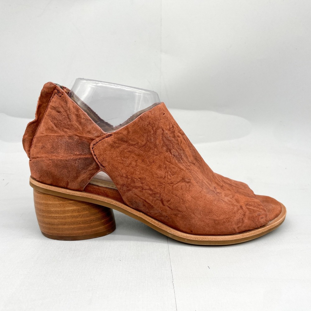 Sofft Womens 8M Carleigh Peep Toe Bootie Sandals Rust Leather Heels Boho Western
